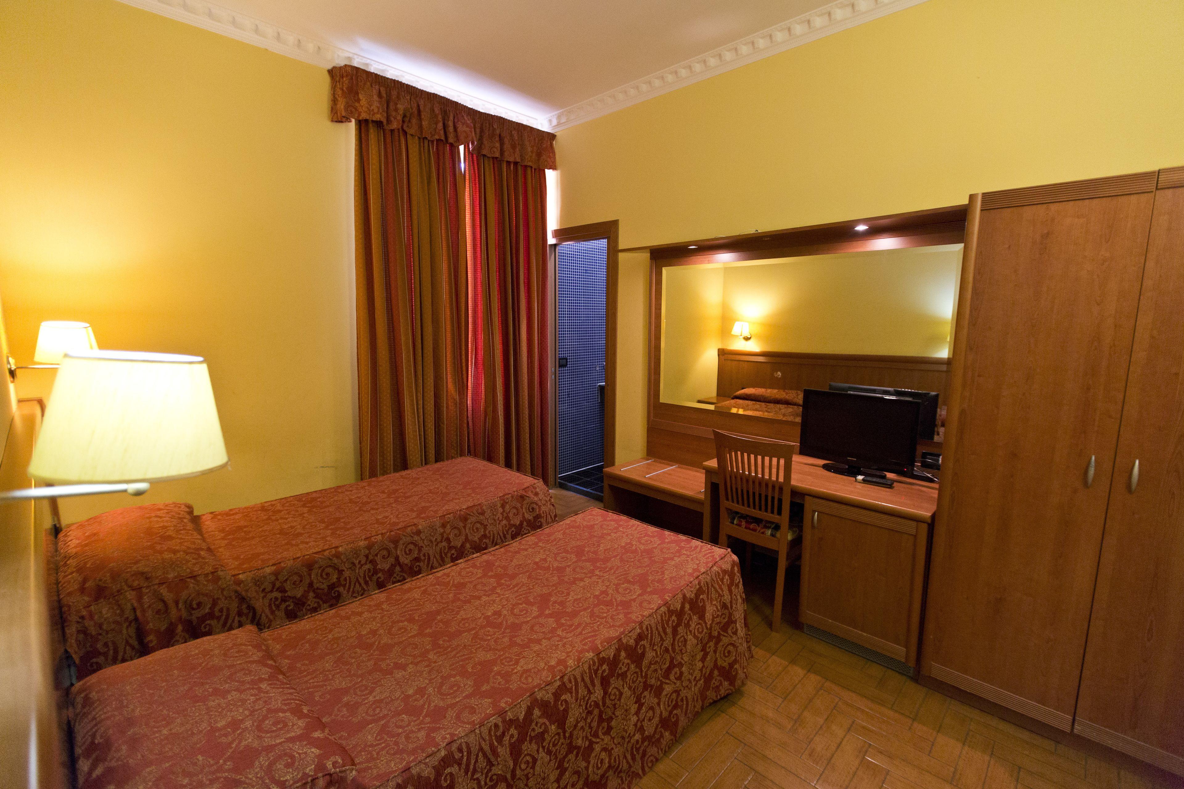 Hotel Lella — Photos 1